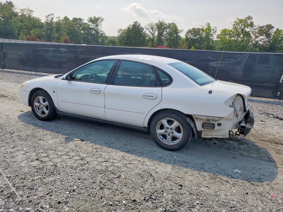 Photo 2 from auction – 2002 FORD TAURUS with VIN 1FAFP55272A261156