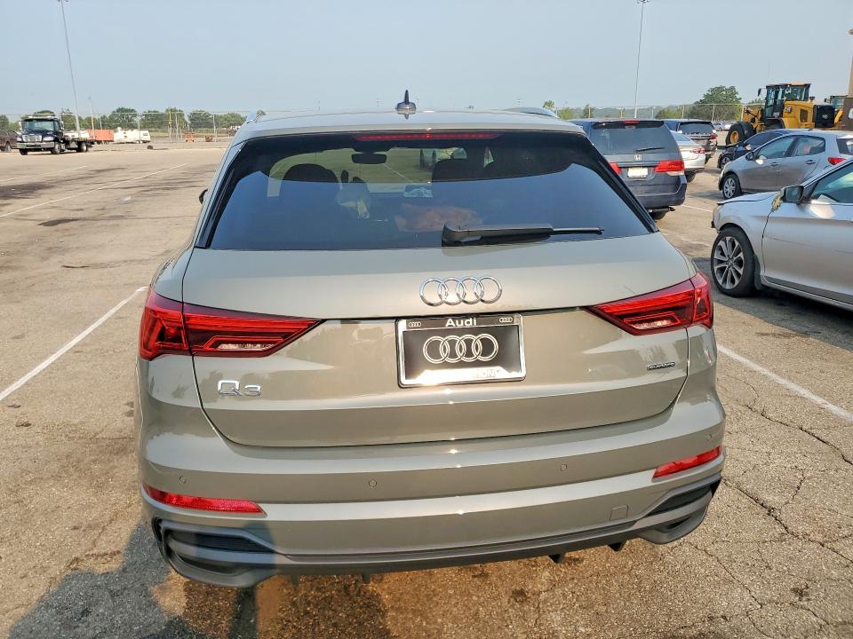Foto 6 de la subasta – 2023 AUDI Q3 con VIN WA1EECF35P1117145