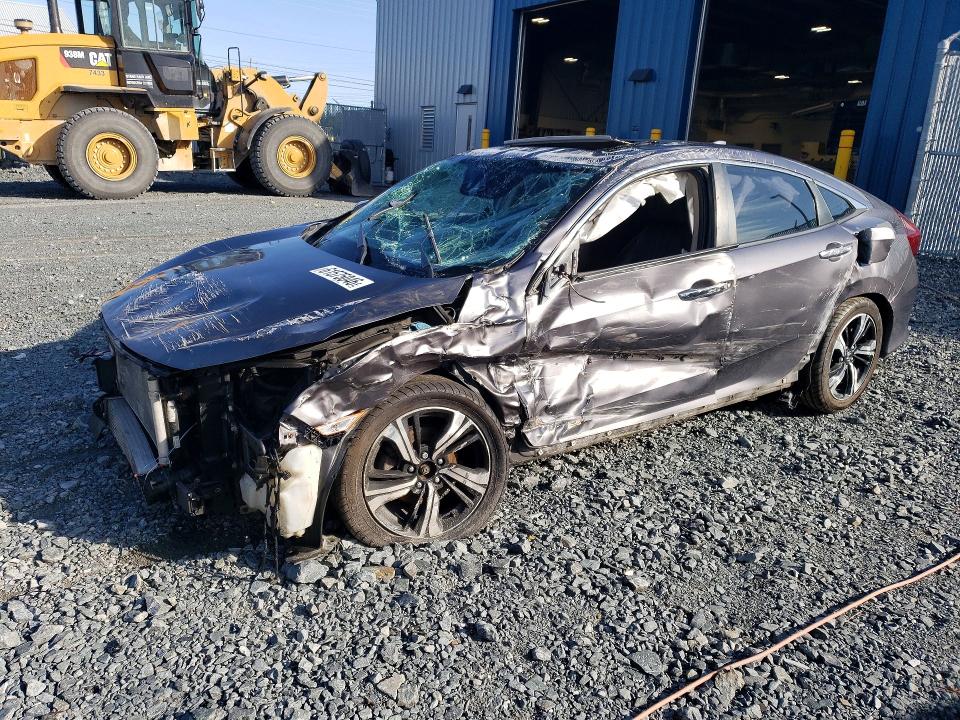 Photo 1 from auction – 2017 HONDA CIVIC with VIN 2HGFC1F99HH103715