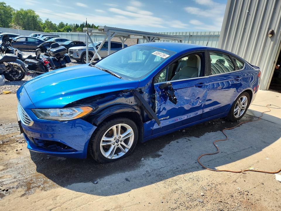 FORD FUSION 2018 with VIN 3FA6P0LU0JR146393 - Photo from auction