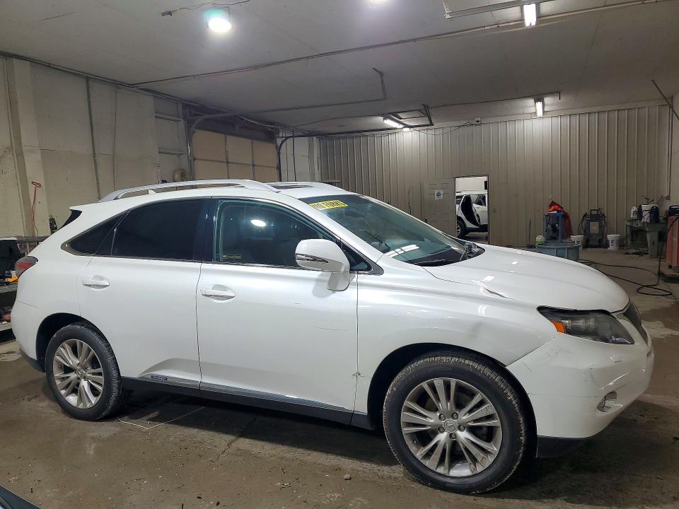 Photo 4 from auction – 2011 LEXUS RX with VIN JTJBC1BA0B2418722