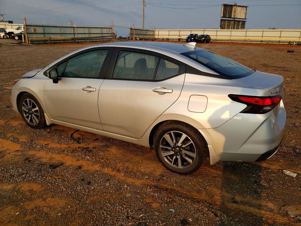 Photo 2 from auction – 2021 NISSAN VERSA with VIN 3N1CN8EV3ML917673