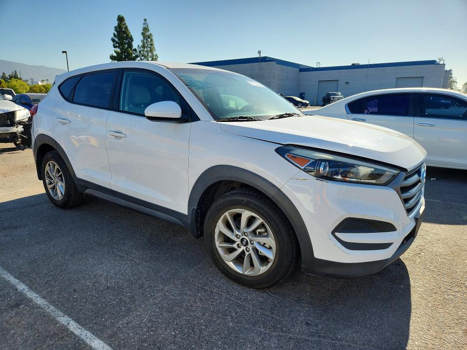 Photo 4 from auction – 2016 HYUNDAI TUCSON with VIN KM8J23A48GU207123