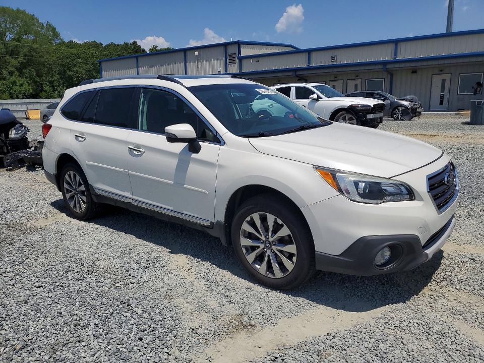 Zdjęcie 4 z aukcji – 2017 SUBARU OUTBACK z VIN 4S4BSETC0H3226048