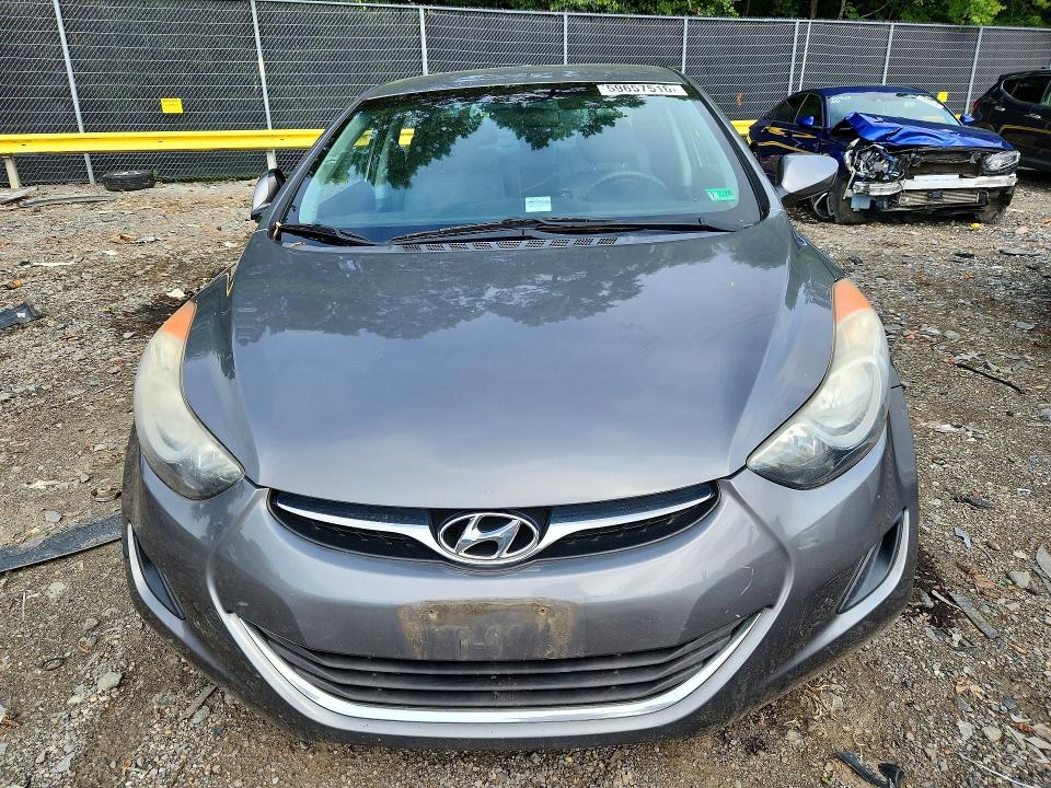 Photo 5 from auction – 2013 HYUNDAI ELANTRA with VIN 5NPDH4AE2DH198617