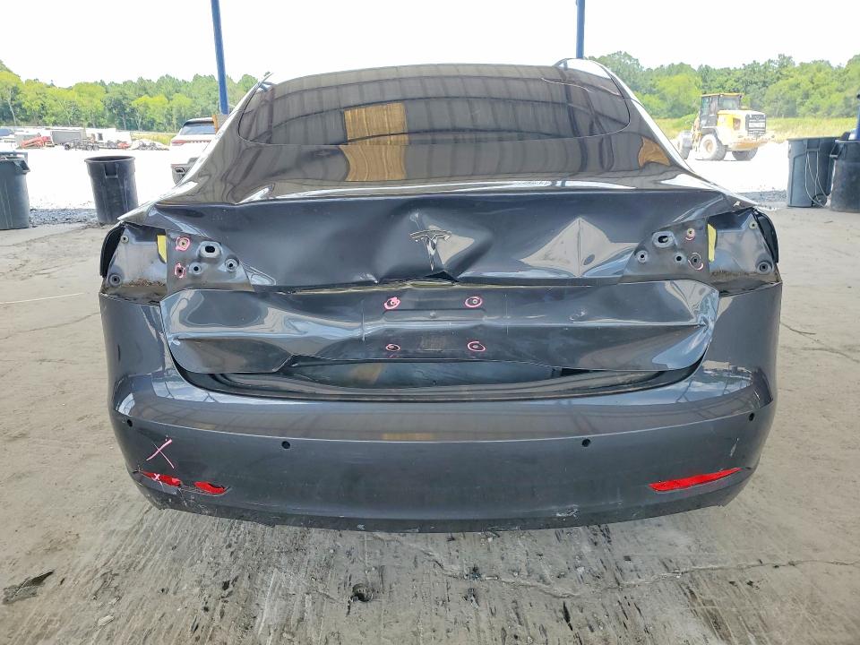 Photo 6 from auction – 2018 TESLA MODEL 3 with VIN 5YJ3E1EA1JF058319