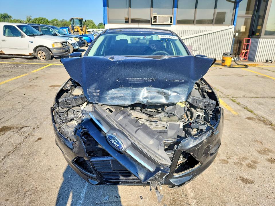 Photo 5 from auction – 2013 FORD FOCUS with VIN 1FADP3F25DL188824