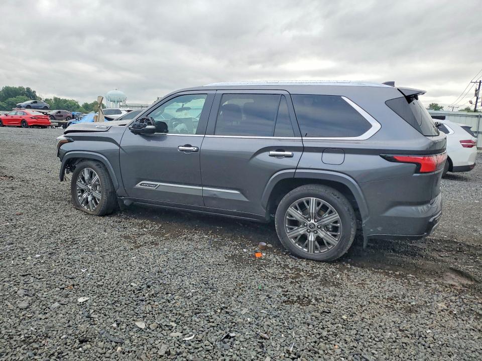 Zdjęcie 2 z aukcji – 2024 TOYOTA SEQUOIA z VIN 7SVAAABA0RX041204