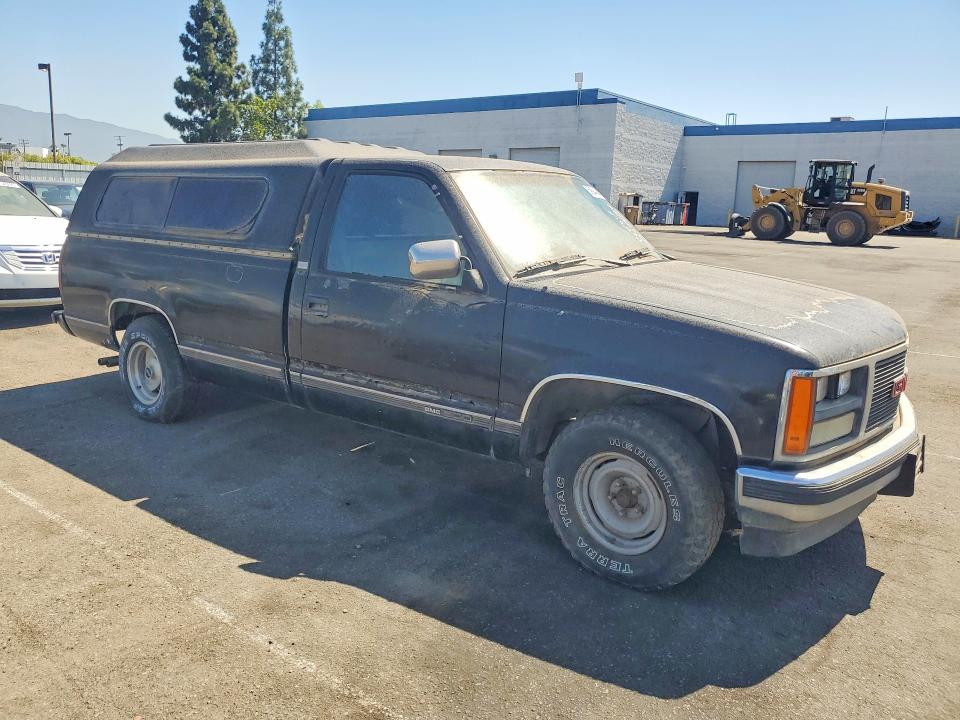 Photo 4 from auction – 1988 GMC GMT-400 with VIN 1GTDC14K8JE508098