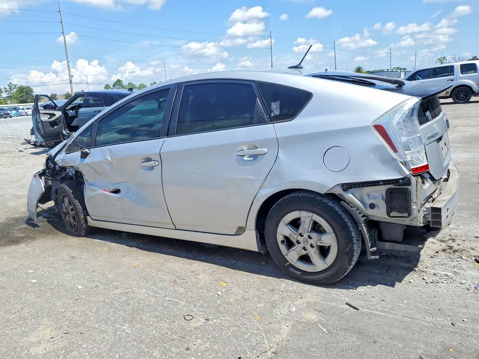 Photo 2 from auction – 2010 TOYOTA PRIUS with VIN JTDKN3DU9A0114329