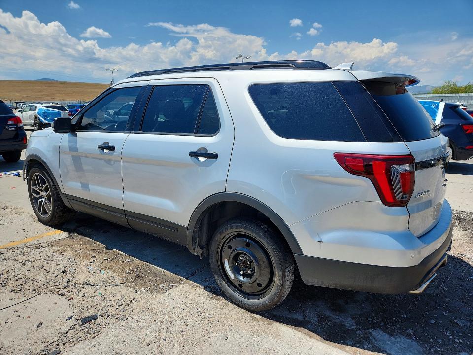 Photo 2 from auction – 2017 FORD EXPLORER with VIN 1FM5K8GT1HGA59748