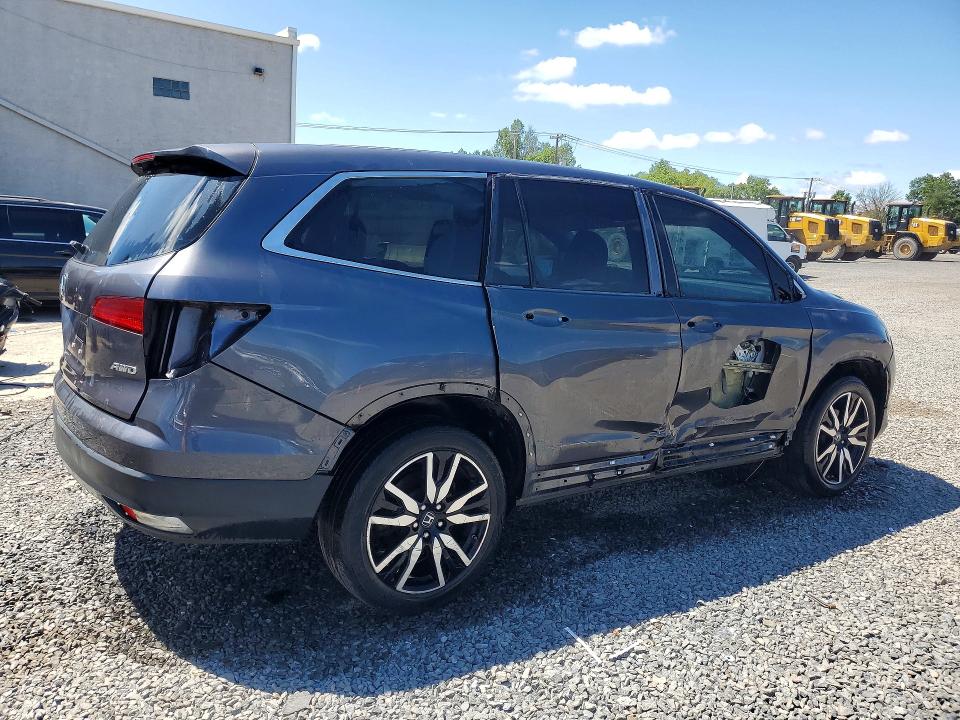 Photo 3 from auction – 2017 HONDA PILOT with VIN 5FNYF6H39HB022336