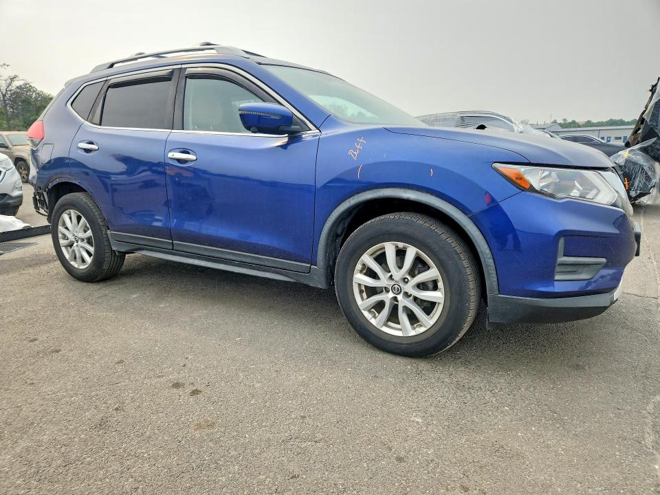 Photo 4 from auction – 2017 NISSAN ROGUE with VIN JN8AT2MV5HW028161