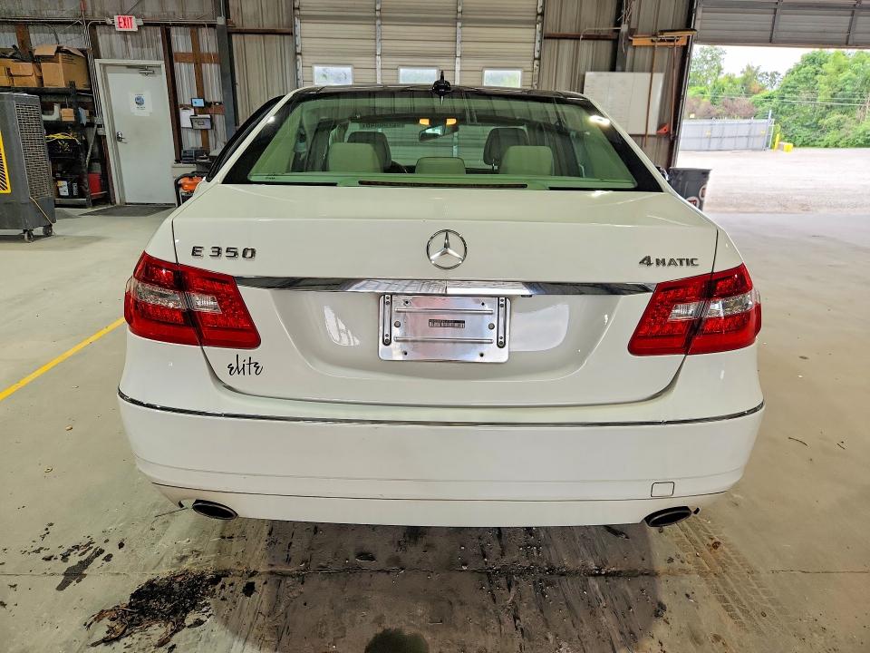 Photo 6 from auction – 2011 MERCEDES-BENZ E with VIN WDDHF8HB1BA395900