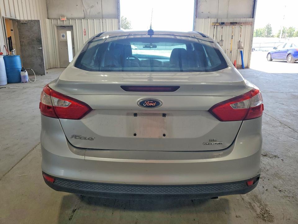 Photo 6 from auction – 2014 FORD FOCUS with VIN 1FADP3F25EL321986