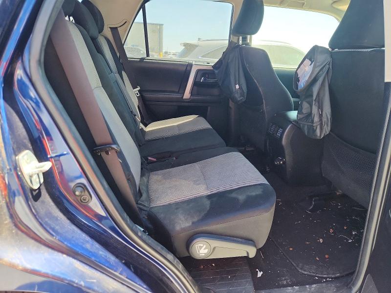 Photo 11 from auction – 2015 TOYOTA 4RUNNER with VIN JTEBU5JR3F5236561
