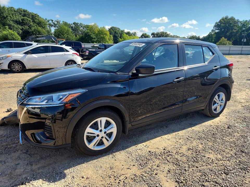 2025 NISSAN KICKS PLAY