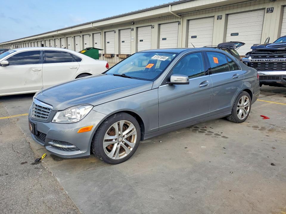Photo 1 from auction – 2013 MERCEDES-BENZ C with VIN WDDGF8AB3DR244096