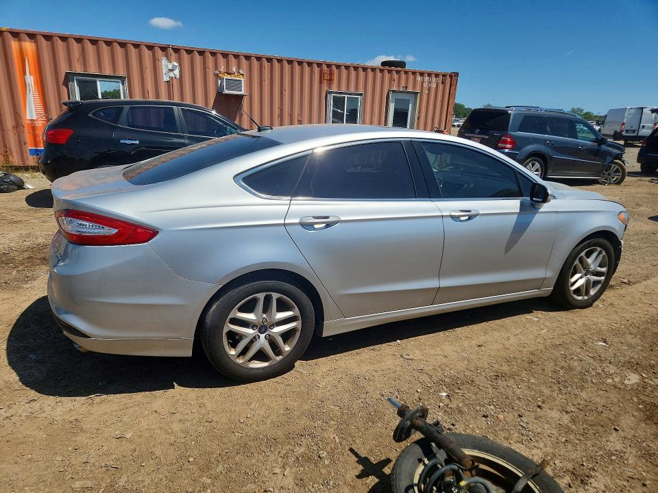 Photo 3 from auction – 2016 FORD FUSION with VIN 1FA6P0HD7G5107028