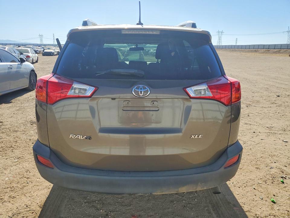 Photo 6 from auction – 2014 TOYOTA RAV4 with VIN 2T3WFREV8EW119063