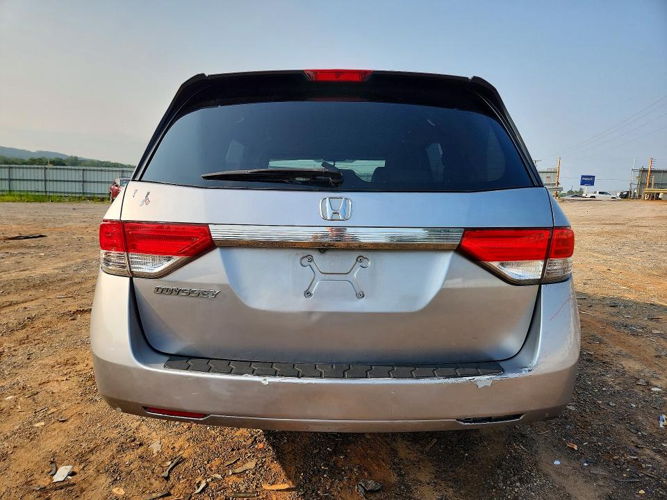 Photo 6 from auction – 2016 HONDA ODYSSEY with VIN 5FNRL5H23GB106939
