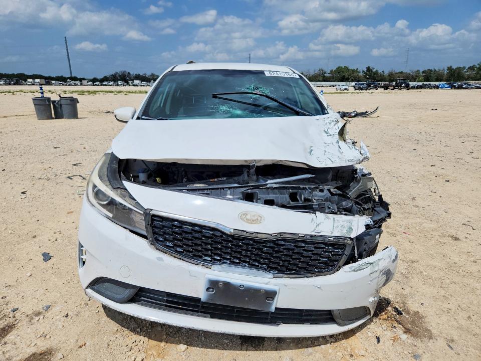 Photo 5 from auction – 2017 KIA FORTE with VIN 3KPFK4A77HE076213