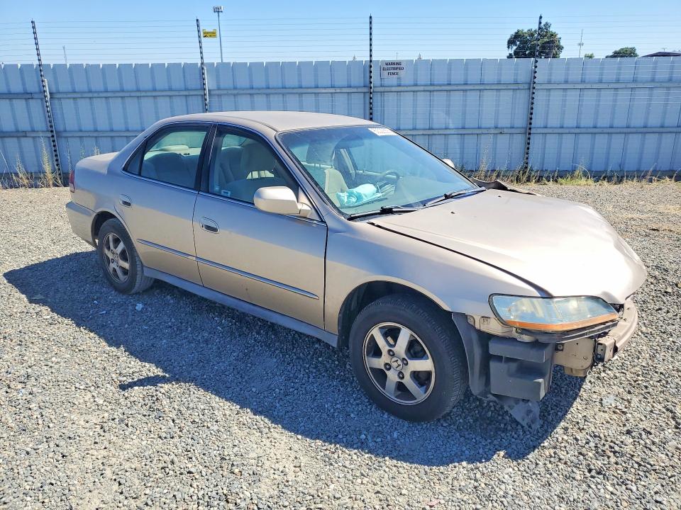Photo 4 from auction – 2002 HONDA ACCORD with VIN 1HGCG66752A091250