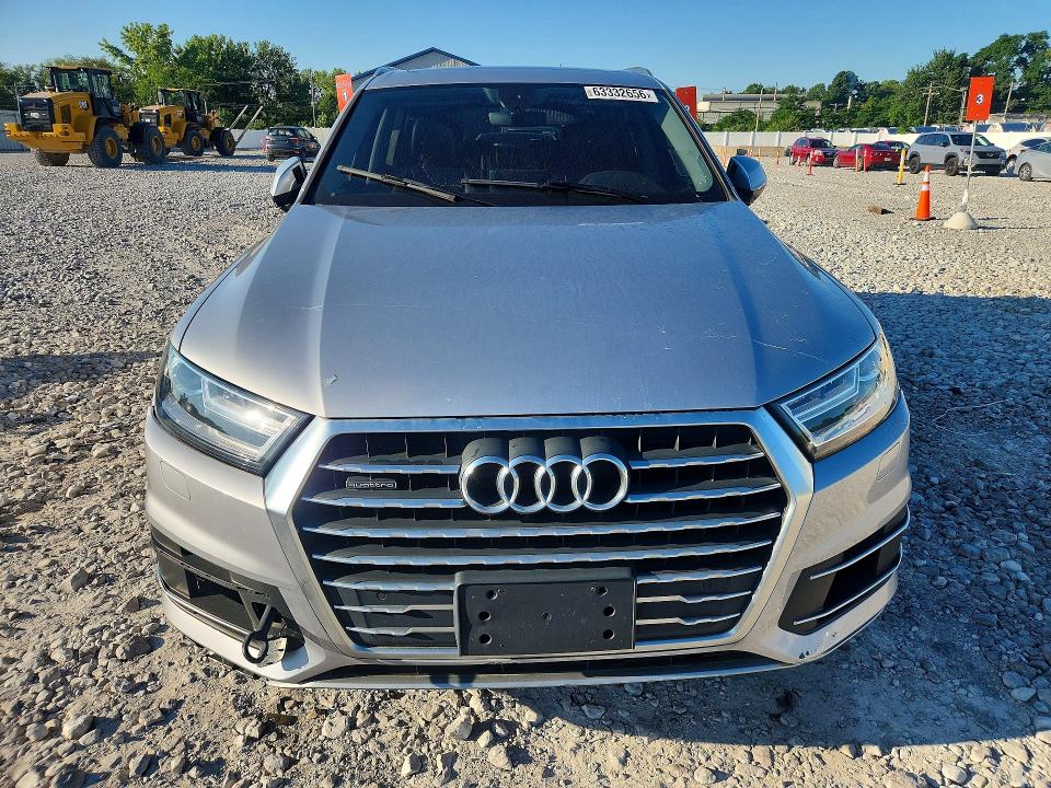 Photo 5 from auction – 2017 AUDI Q7 with VIN WA1LAAF78HD033458