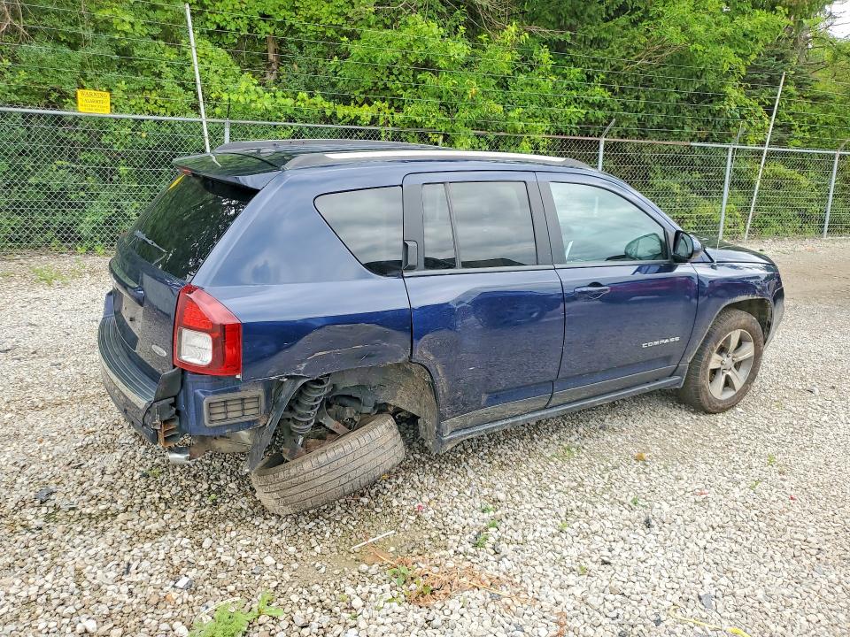 Photo 3 from auction – 2017 JEEP COMPASS with VIN 1C4NJCEA4HD152650