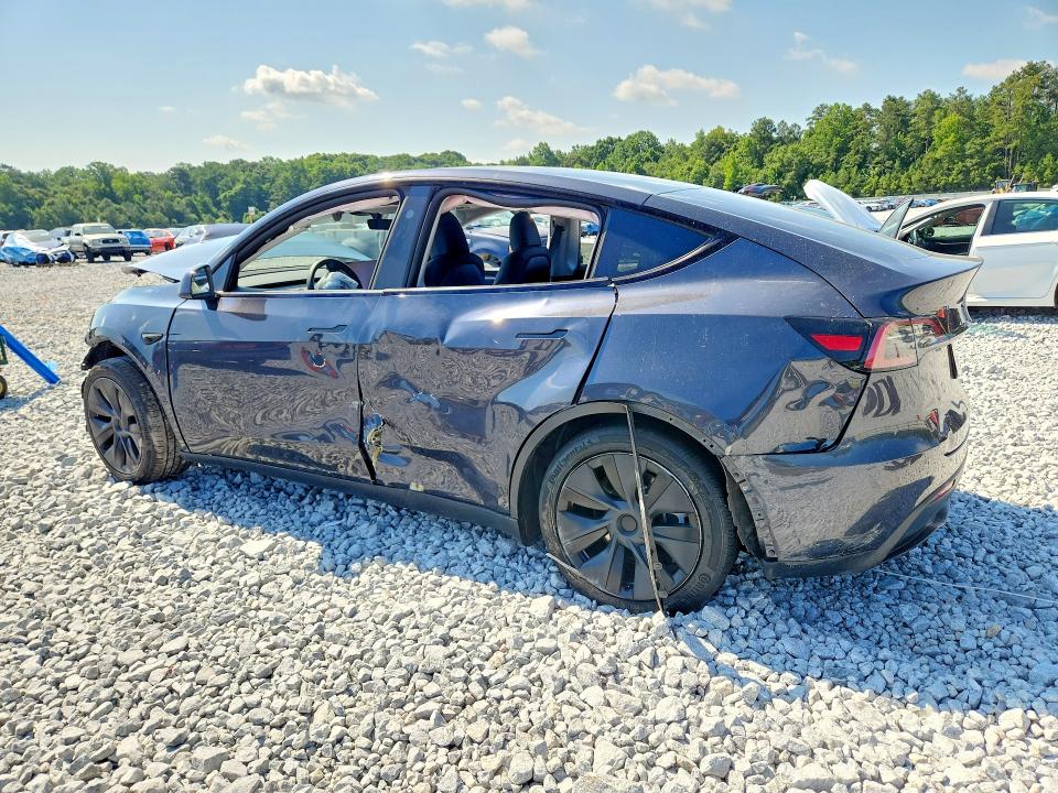 Photo 2 from auction – 2025 TESLA MODEL Y with VIN 7SAYGDED7SA350439