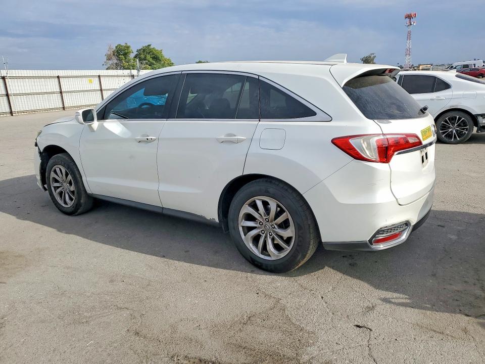 Photo 2 from auction – 2016 ACURA RDX with VIN 5J8TB3H57GL019454