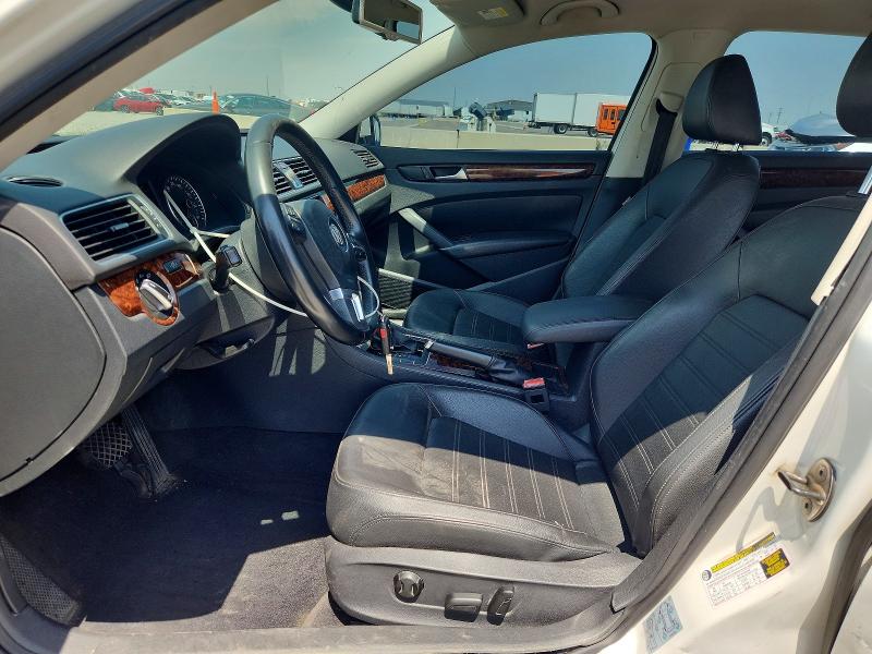 Photo 7 from auction – 2012 VOLKSWAGEN PASSAT with VIN 1VWCH7A31CC059856