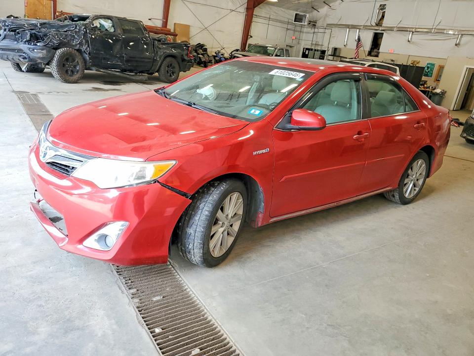 2014 TOYOTA CAMRY - Търг №61025646