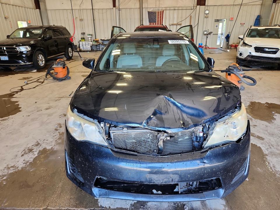 Photo 5 from auction – 2014 TOYOTA CAMRY with VIN 4T4BF1FK6ER377293