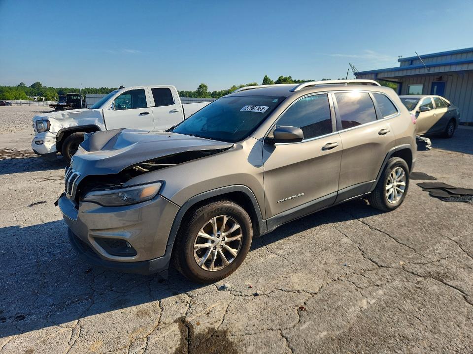 JEEP CHEROKEE 2019 with VIN 1C4PJLCB5KD339942 - Photo from auction