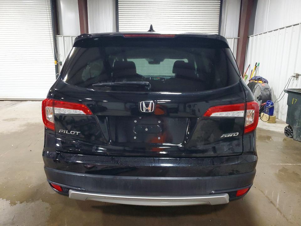 Photo 6 from auction – 2020 HONDA PILOT with VIN 5FNYF6H52LB025900
