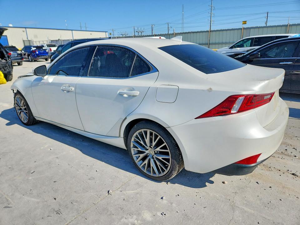 Photo 2 from auction – 2014 LEXUS IS with VIN JTHBF1D23E5009034