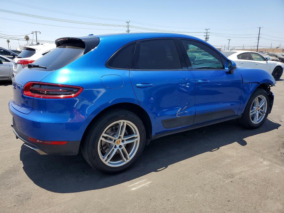 Photo 3 from auction – 2017 PORSCHE MACAN with VIN WP1AA2A5XHLB05225