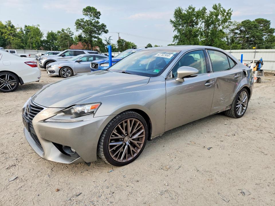 LEXUS IS 2016 with VIN JTHCM1D29G5008192 - Photo from auction