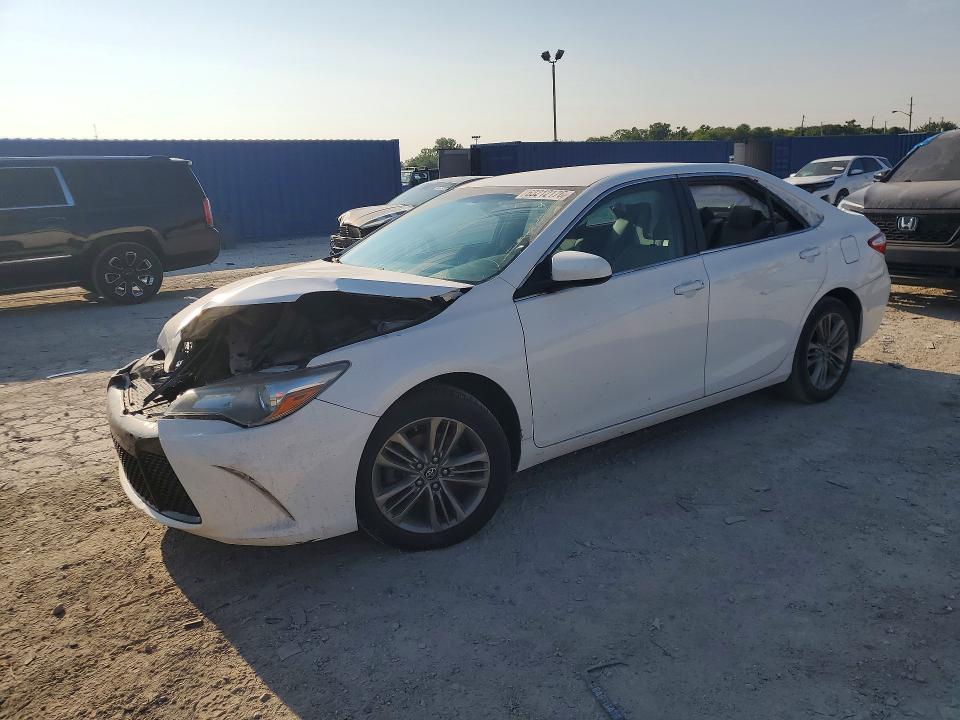 TOYOTA CAMRY 2016 with VIN 4T1BF1FKXGU201263 - Photo from auction