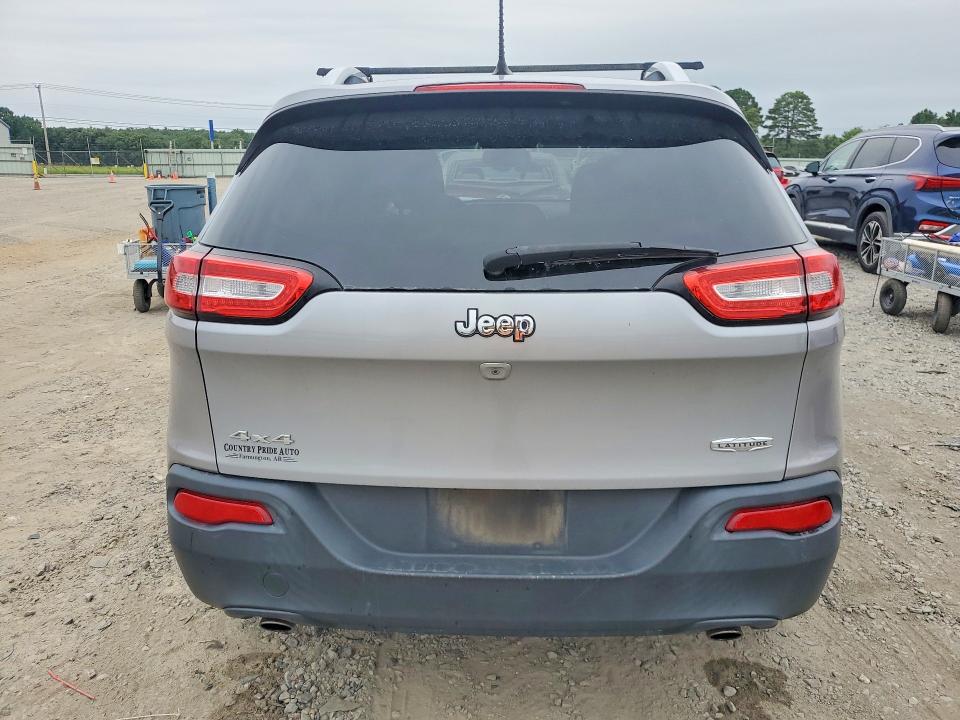 Photo 6 from auction – 2014 JEEP CHEROKEE with VIN 1C4PJMCS5EW193122