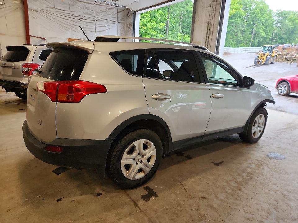Photo 3 from auction – 2014 TOYOTA RAV4 with VIN JTMBFREV2ED088792