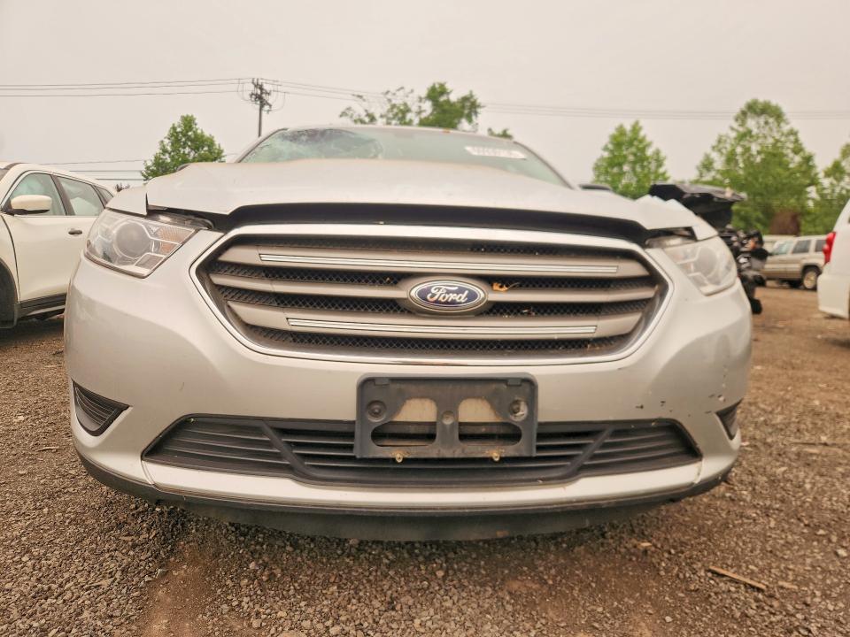 Photo 5 from auction – 2018 FORD TAURUS with VIN 1FAHP2D88JG101988