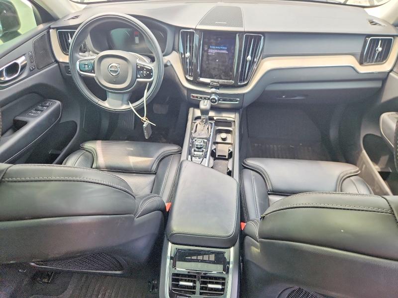 Photo 8 from auction – 2021 VOLVO XC60 with VIN YV4102RLXM1714650