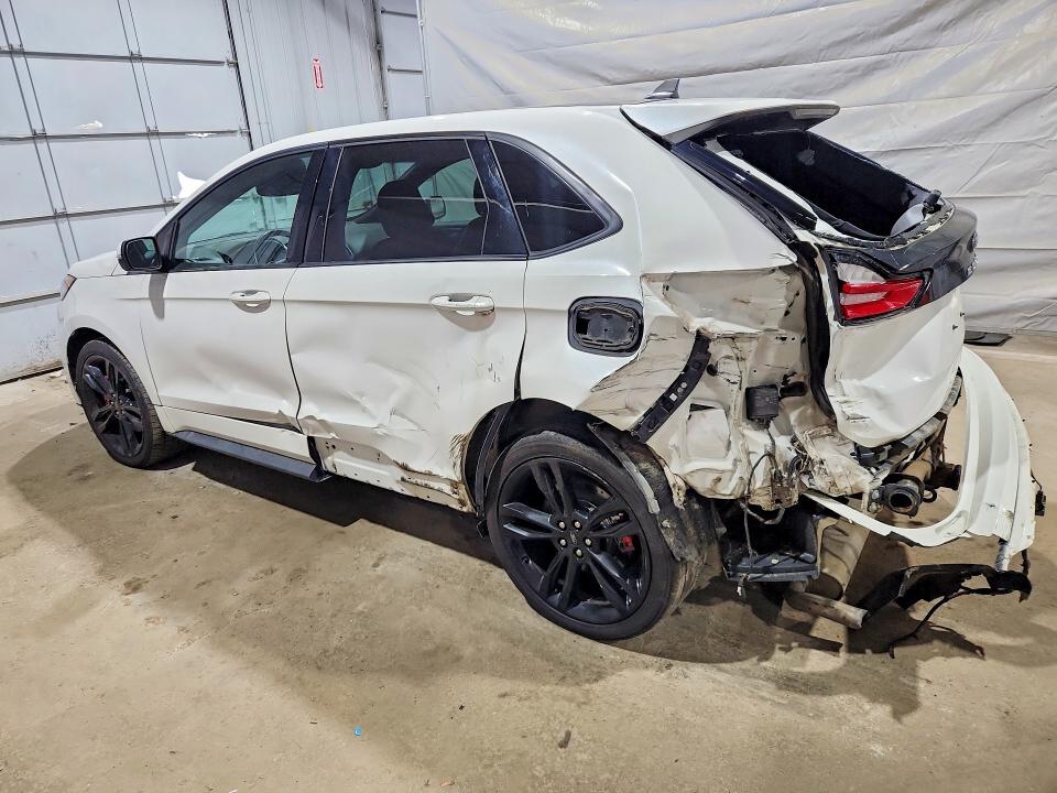 Photo 2 from auction – 2021 FORD EDGE with VIN 2FMPK4AP1MBA61949
