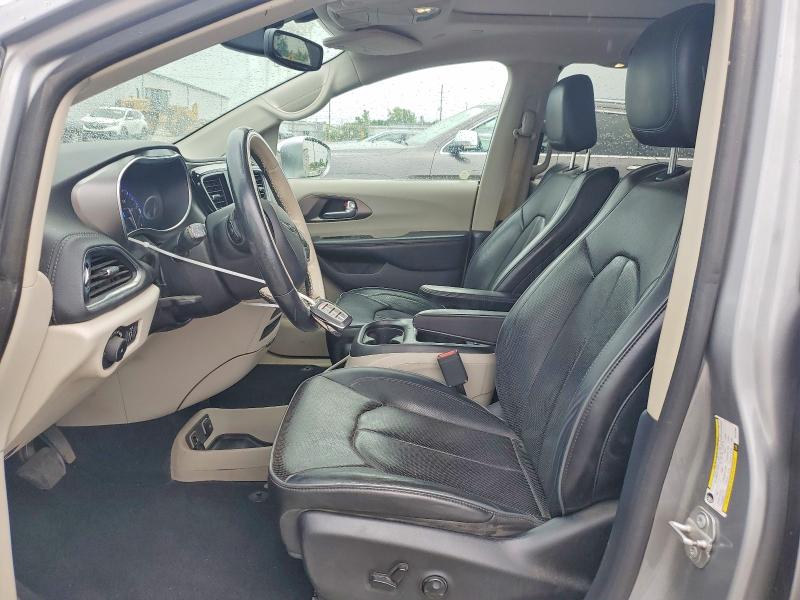 Photo 7 from auction – 2019 CHRYSLER PACIFICA with VIN 2C4RC1GG0KR702996