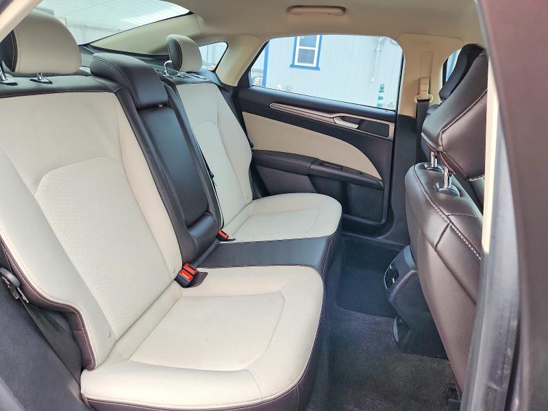 Photo 10 from auction – 2020 FORD FUSION with VIN 3FA6P0HD9LR256368
