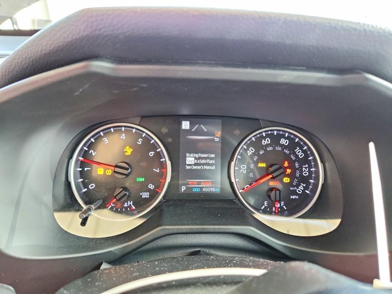 Photo 9 from auction – 2021 TOYOTA RAV4 with VIN 2T3W1RFVXMC159366