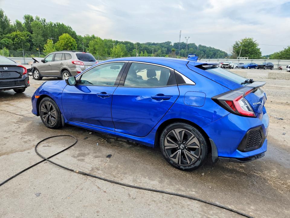 Photo 2 from auction – 2017 HONDA CIVIC with VIN SHHFK7H56HU425876