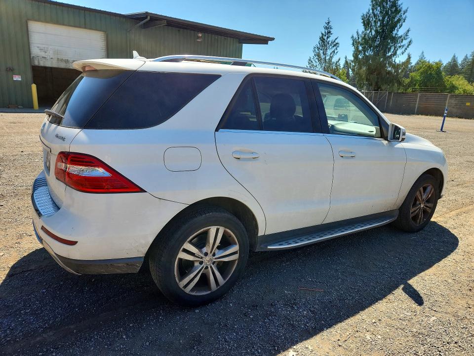 Photo 3 from auction – 2014 MERCEDES-BENZ ML with VIN 4JGDA5HB3EA326969
